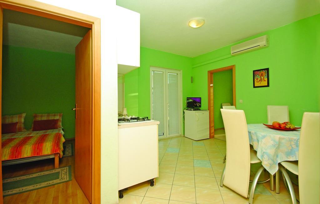 Apartments Makarská Pokoj fotografie